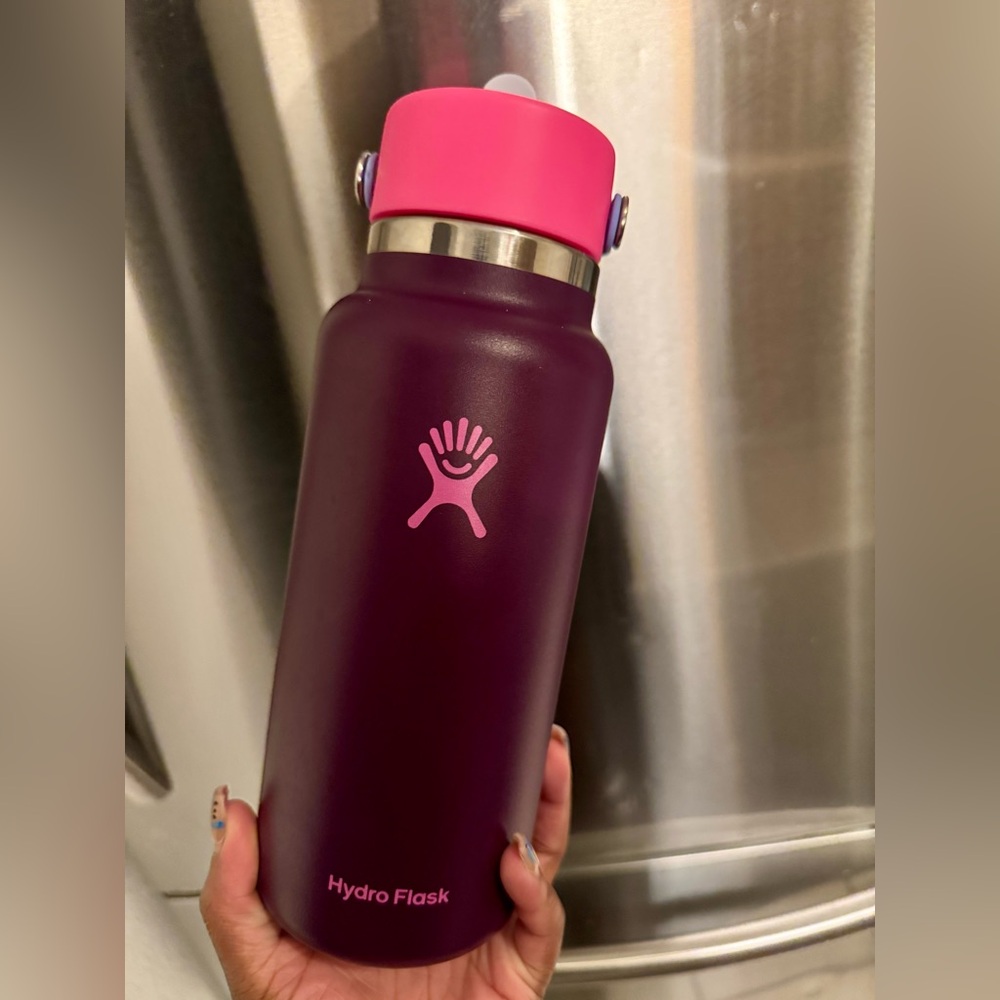Hydro Flask Dark Purple Bottle with Pink Cap